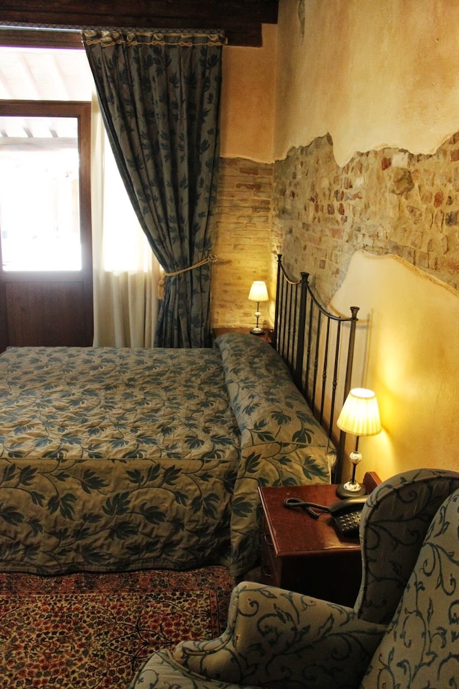 Country Superior Room
