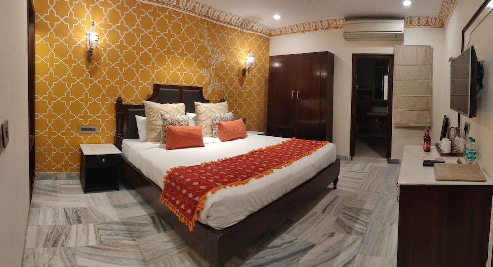 Deluxe Room - Photo 4
