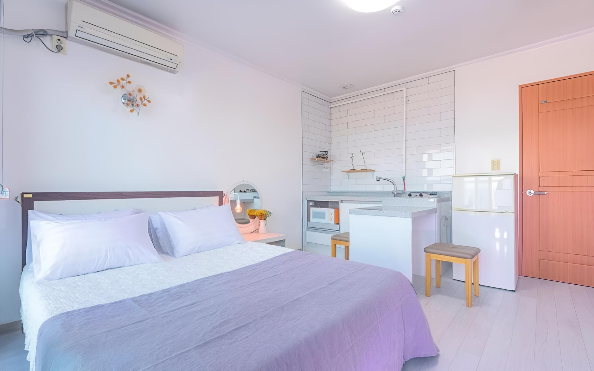 Room (MORNING SEA-Morning Sea)