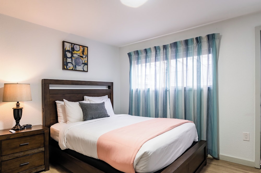 Two Bedroom Loft Suite photo 2