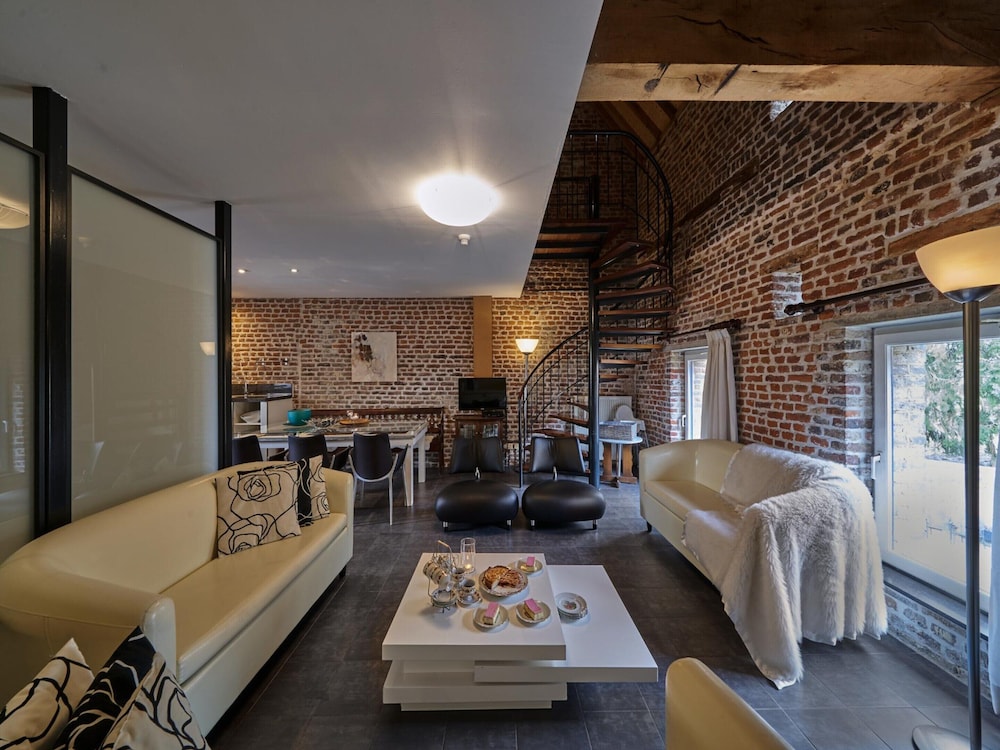 House photo 1