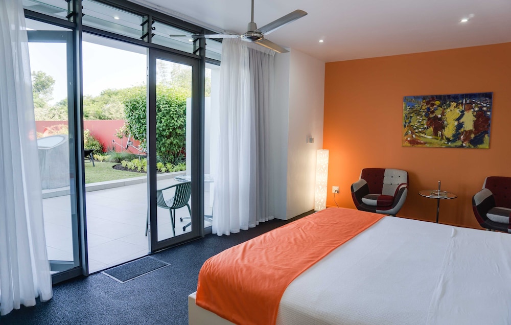 Parkside Suite 5 photo 1