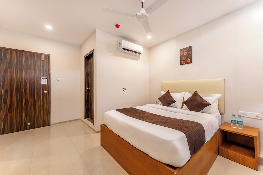 New Sapphire Suite - Photo 3