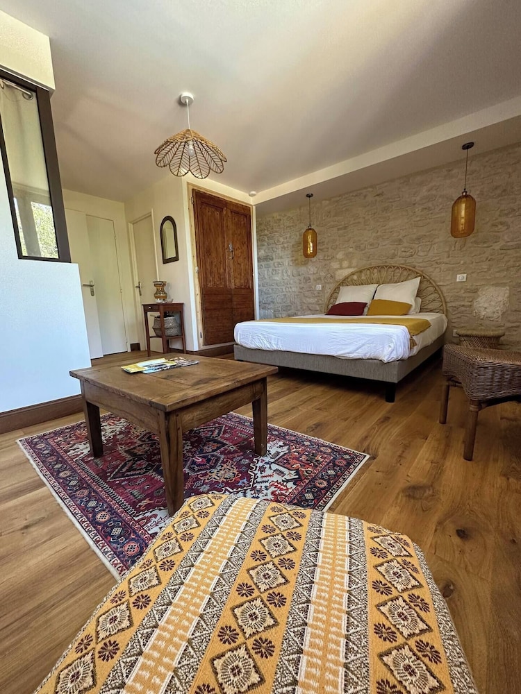 Deluxe Double Room, Pool View