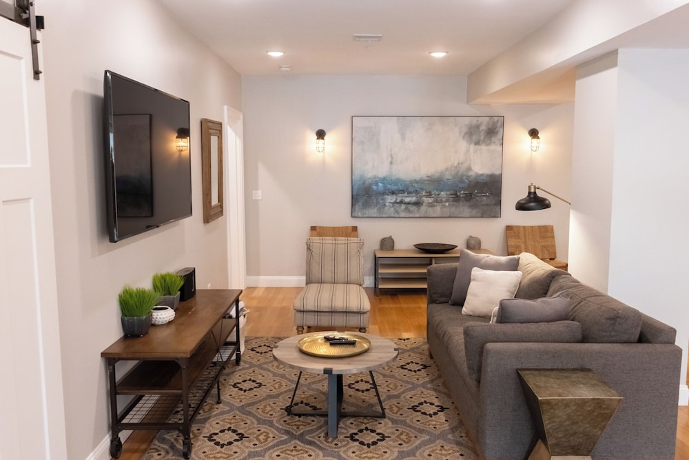 Unit 3 – Luxury Apartment, 3 Bedrooms photo 1