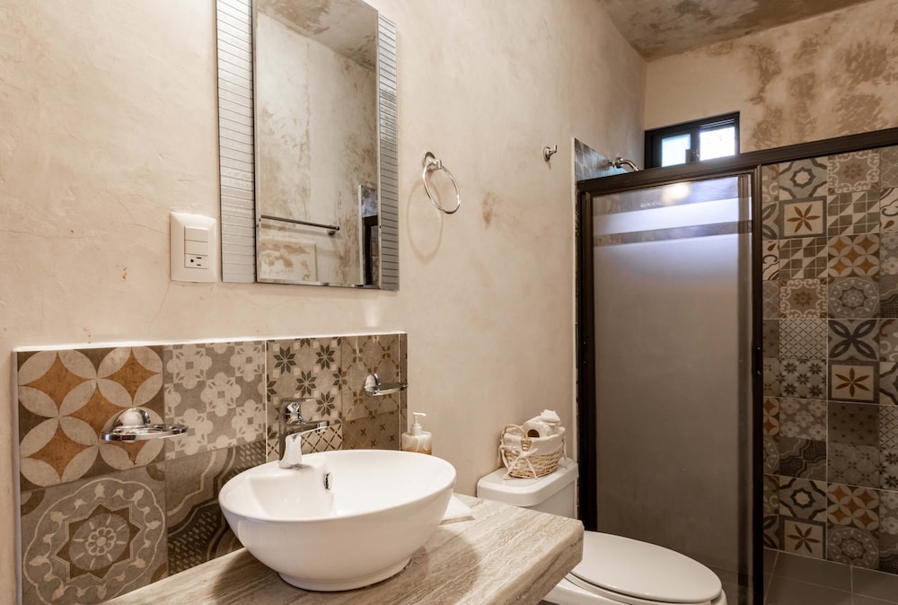 Family Double Room, 2 Double Beds, Private Bathroom, City View, photo 6