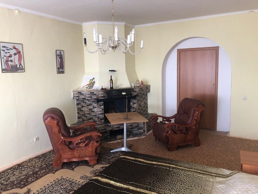 Economy Double Room, Shared Bathroom photo 3