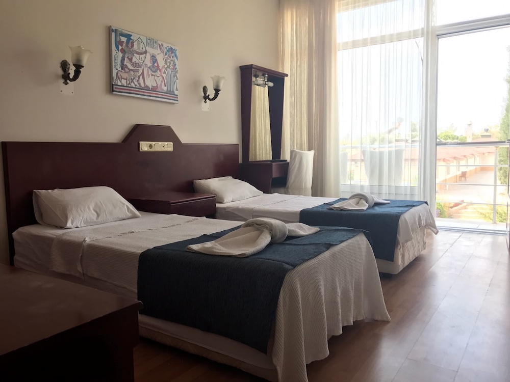 Standard Twin Room photo 1