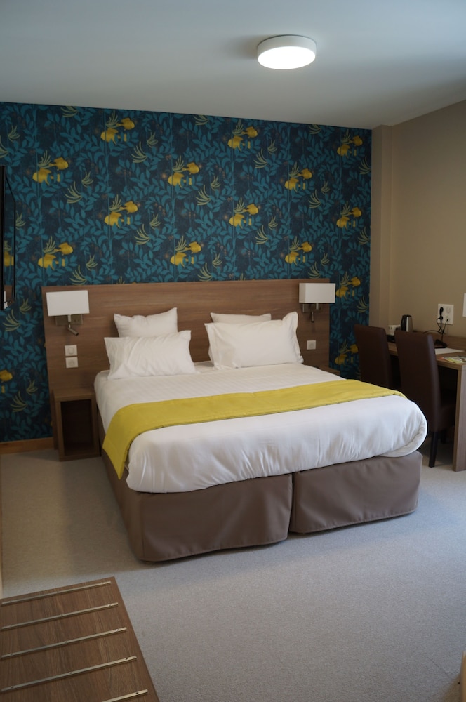 Double Room (vue Eglise PMR) - Photo 1