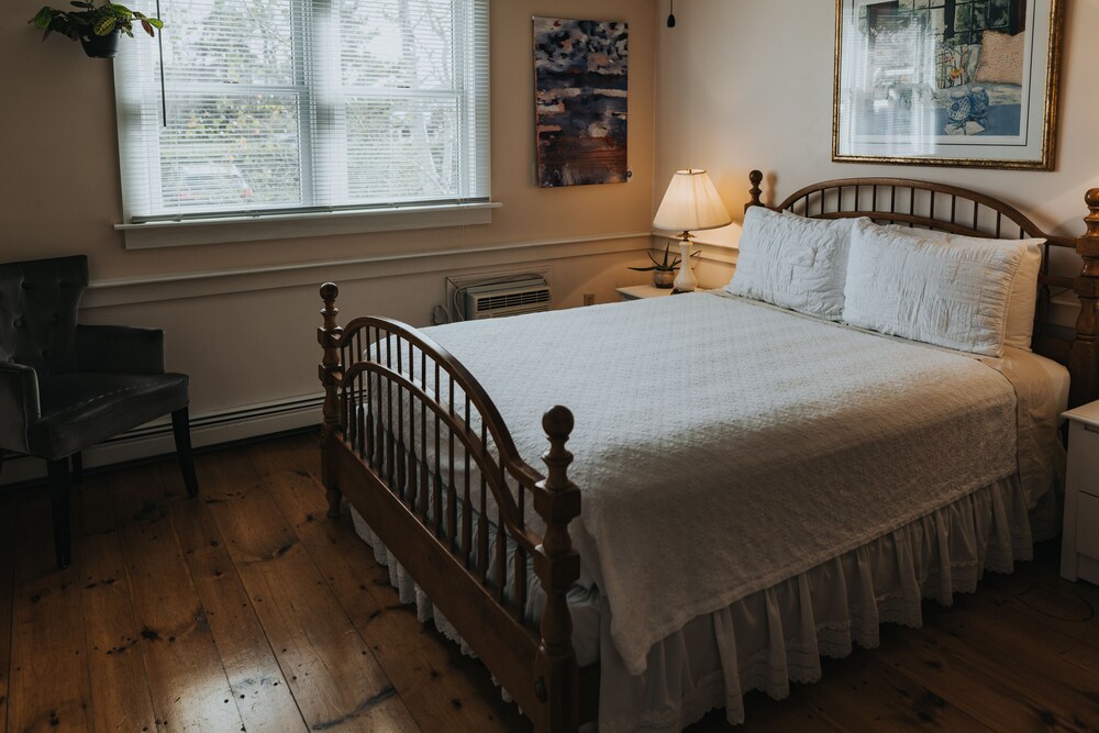 The Rugosa Guest House