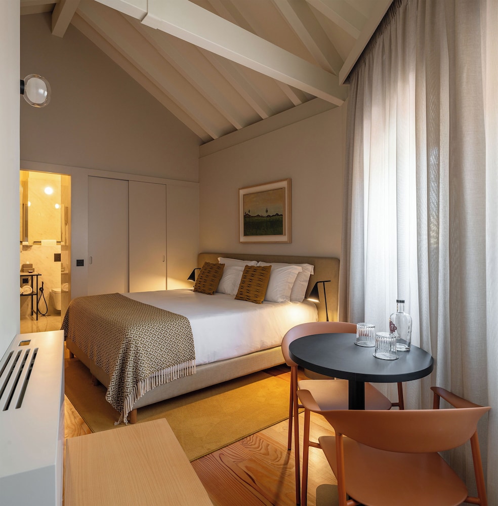 Double Room, City View