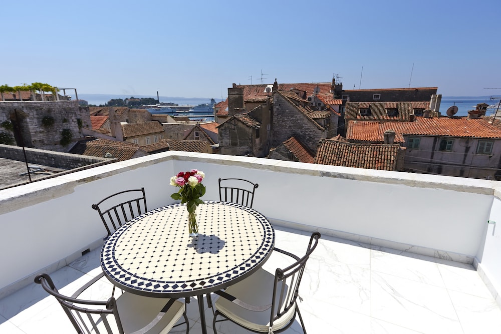 Deluxe Double Room, Sea View - Photo 7