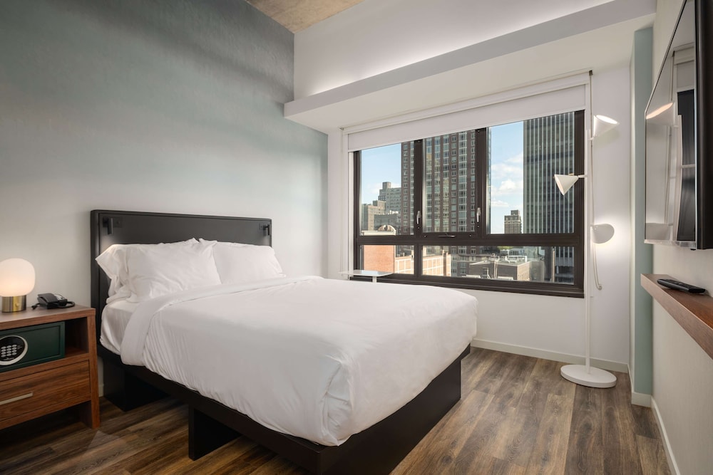 Room, 1 Queen Bed, Accessible (Mobility, Transfer Shower) - Photo 2