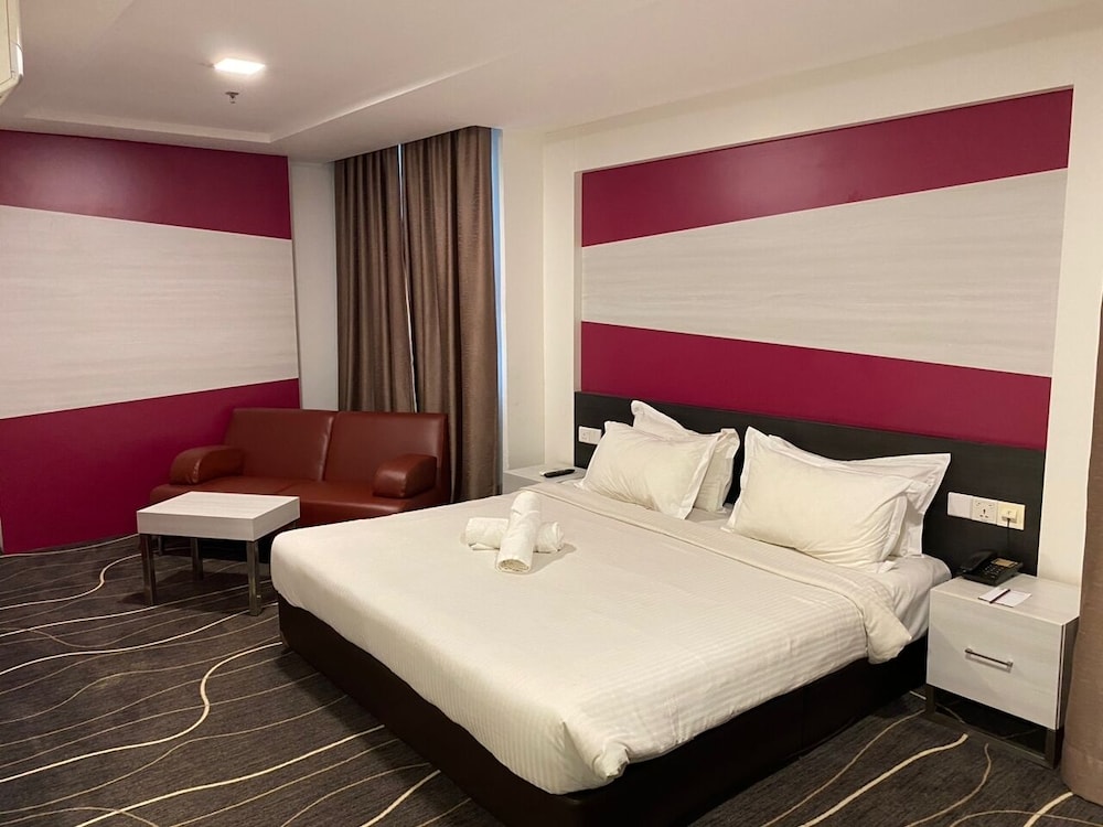 Business King Suite photo 3