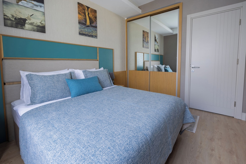 Executive Apartment, Garden View