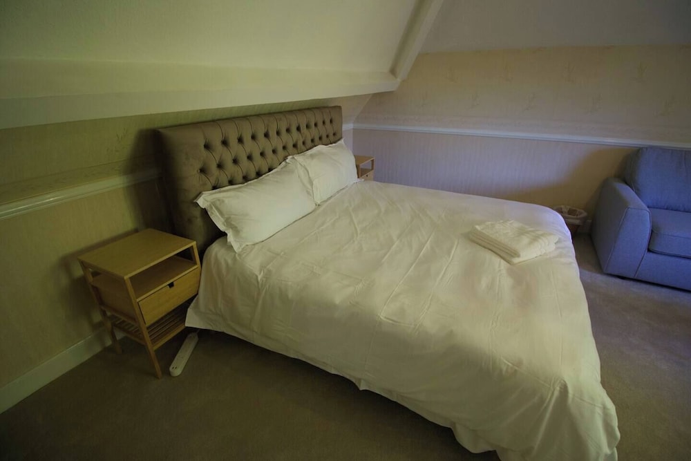 Superior Room, Garden View (Not Pet friendly) photo 3