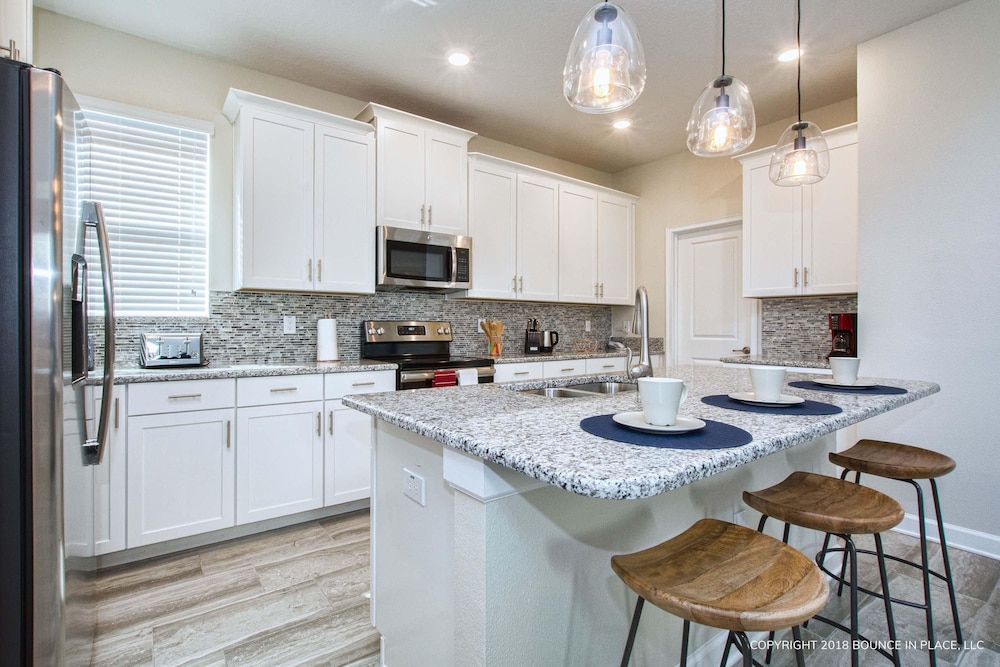 Stunning 5BD Home Private Pool and Spa Game Room, Billede 50
