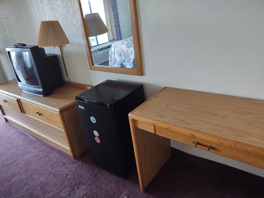 Standard Room, 2 Double Beds, Non Smoking photo 2