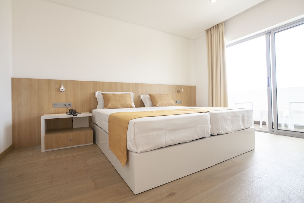 Double or Twin Room, Non Smoking