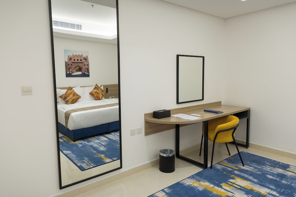 Deluxe Studio, 1 Queen Bed, Non Smoking, Kitchen