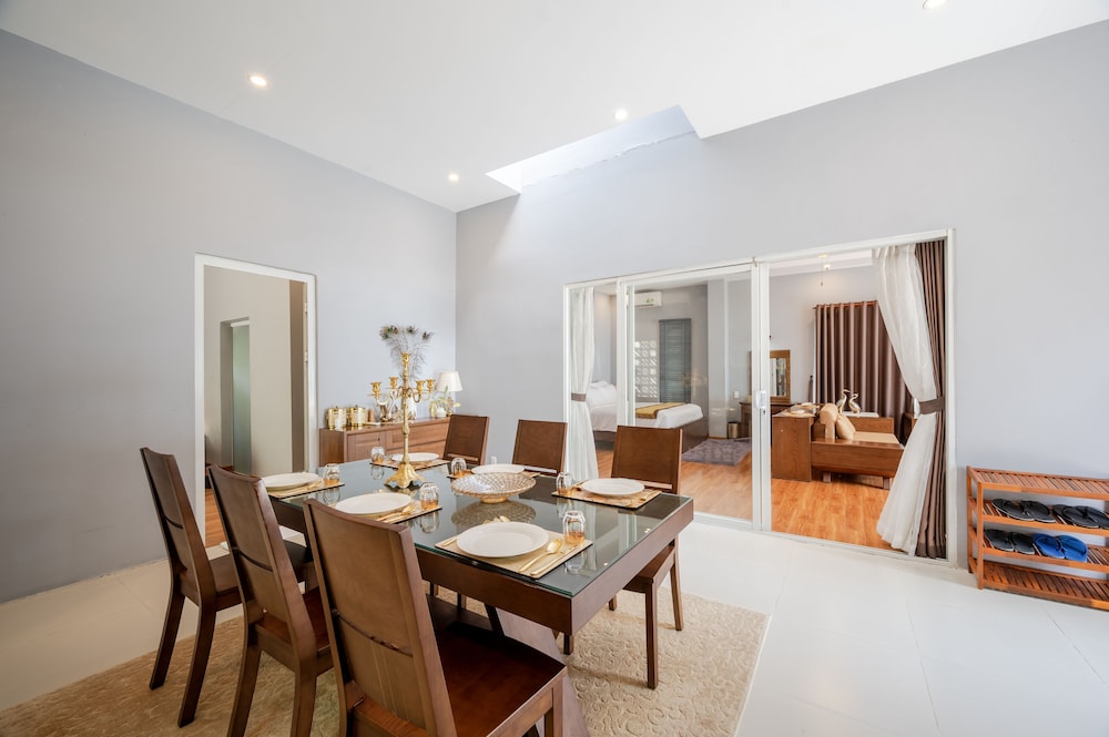 Family Villa, 2 Bedrooms, Pool View - Photo 3