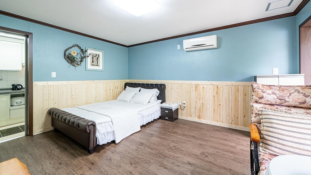 Basic Room, 1 Bedroom (Whiparamsae ( F1 )) photo 3