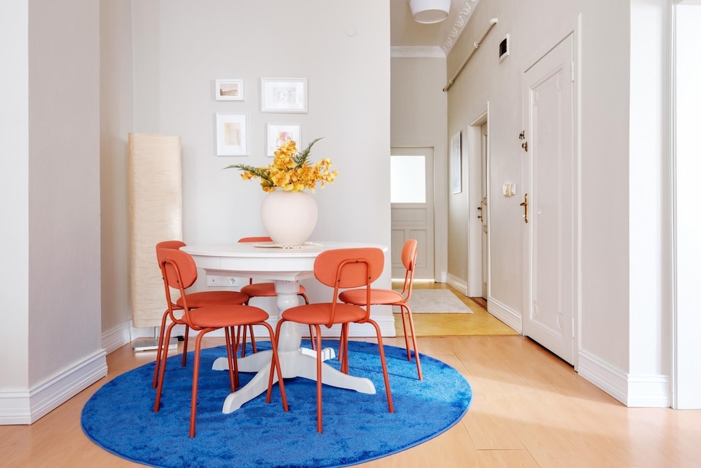 Apartment photo 3