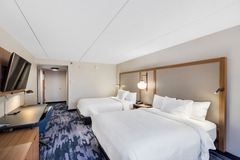 Deluxe Room, 2 Queen Beds photo 1