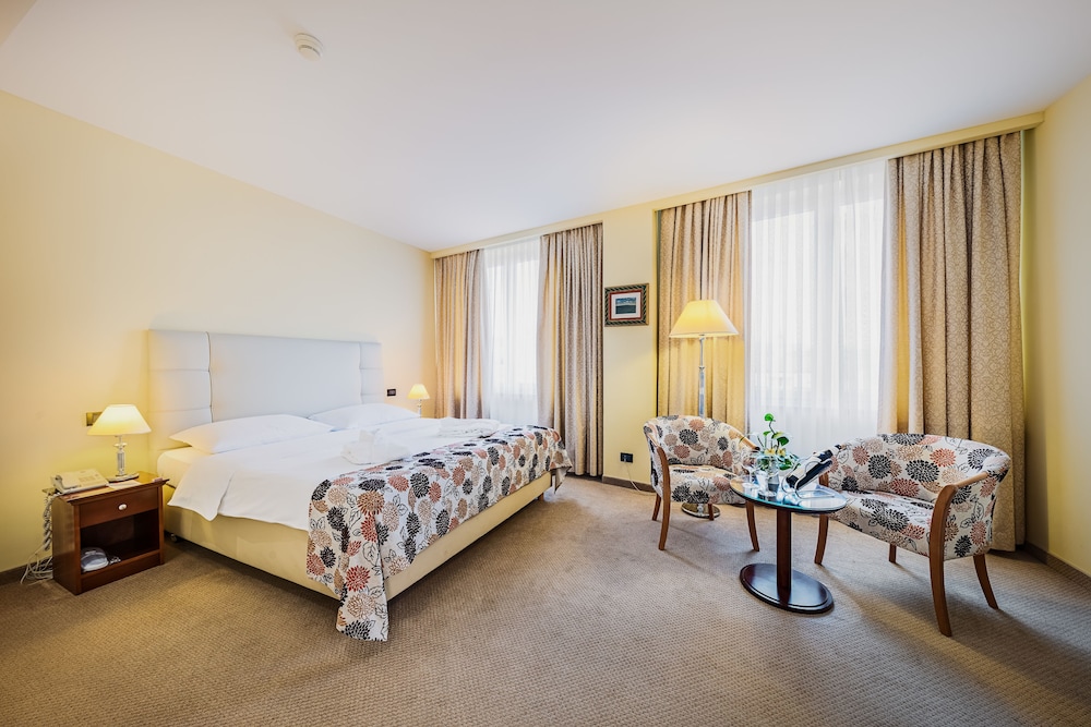 Deluxe Double Room, 1 King Bed