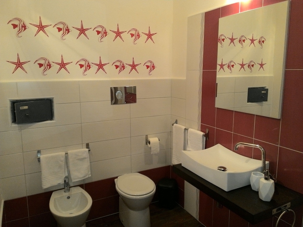 Deluxe Double or Twin Room photo 2