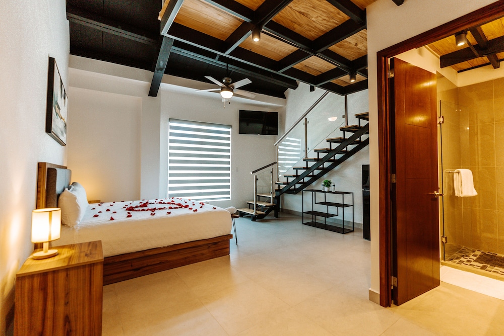 Luxury Loft, 2 Double Beds, Balcony - Photo 7