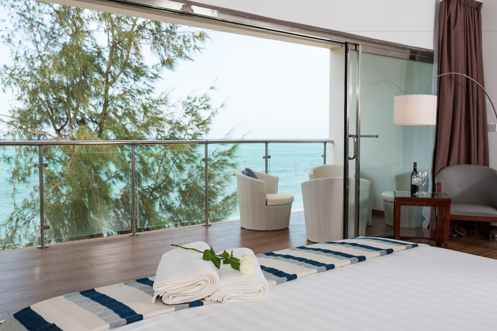 Presidential Villa, Multiple Beds photo 3