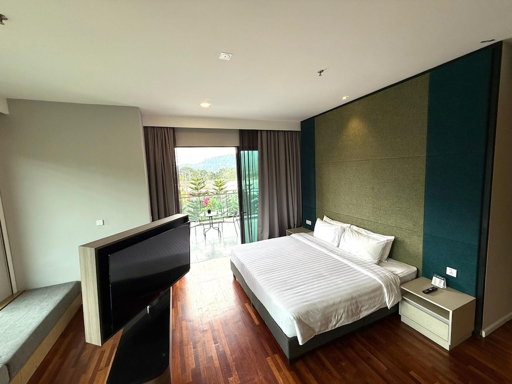 Executive Room