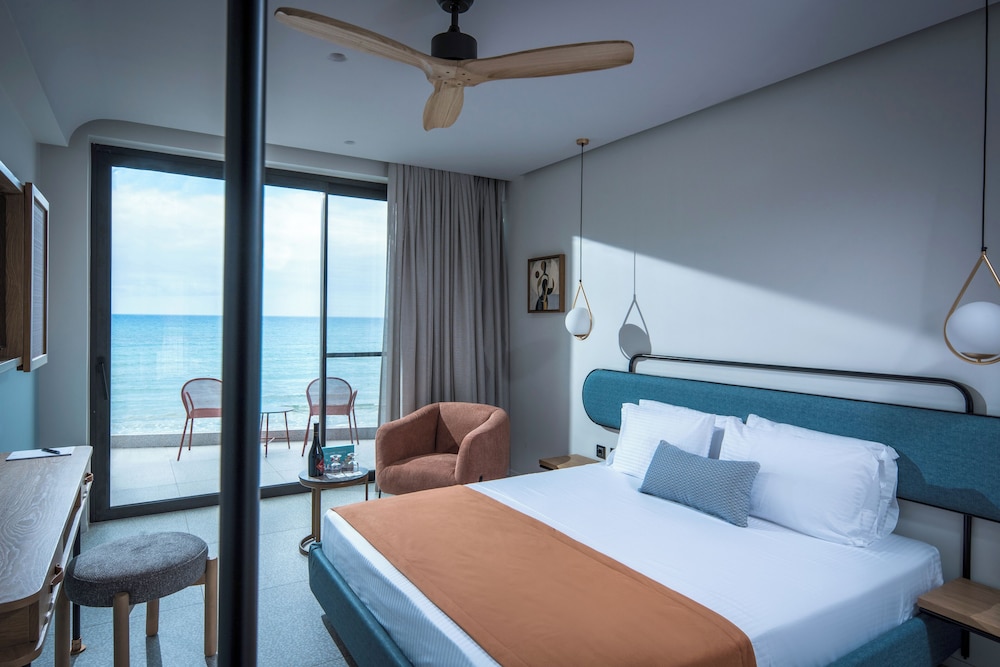 Double Room, Sea View - Photo 5