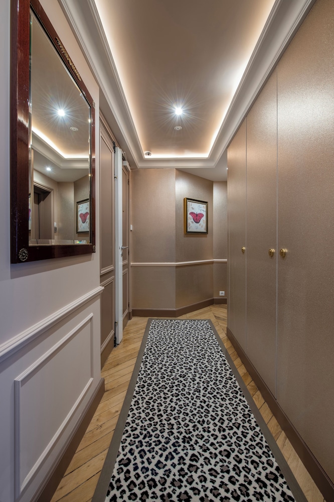 Deluxe Studio Suite (AMBER) photo 2