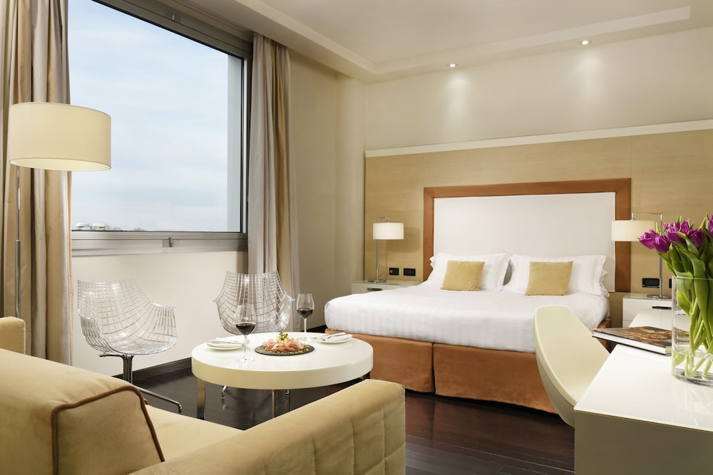 Deluxe Triple Room photo 1