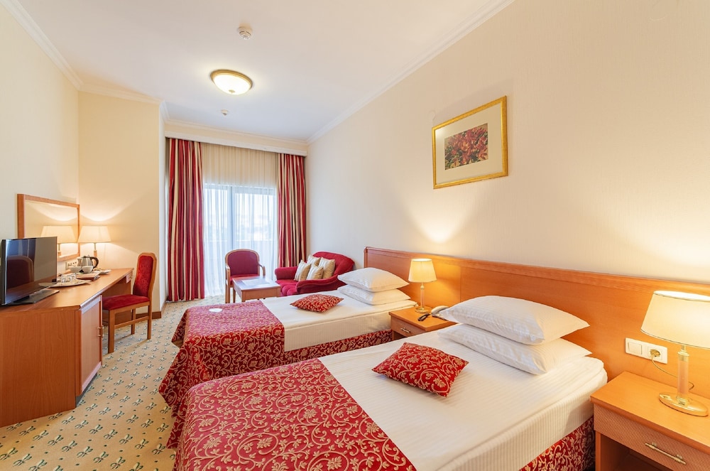 Standard Twin Room, 2 Twin Beds, Non Smoking photo 1
