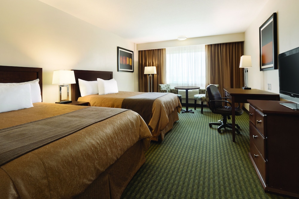 Business Room, 2 Queen Beds, Non Smoking photo 1