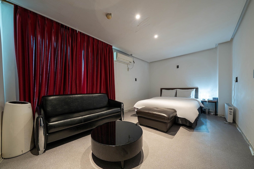 Standard Room - Photo 20