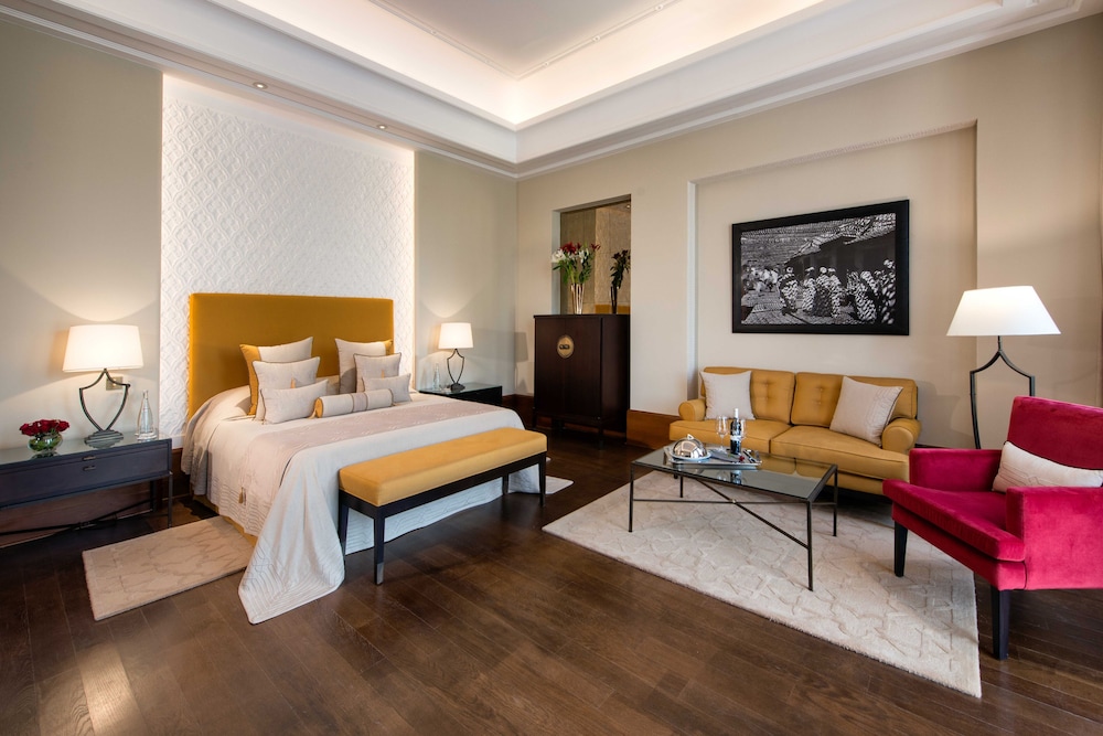Deluxe Villa, 1 King Bed (Private Pool) - Photo 2