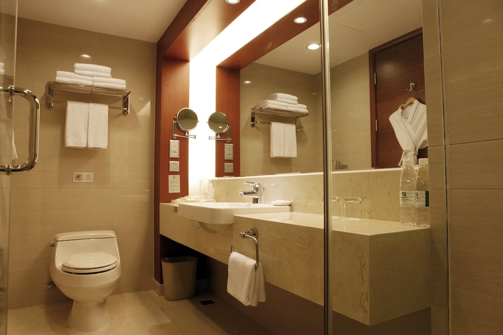 Suite, 1 Bedroom, Club Lounge Access thumbnail 6