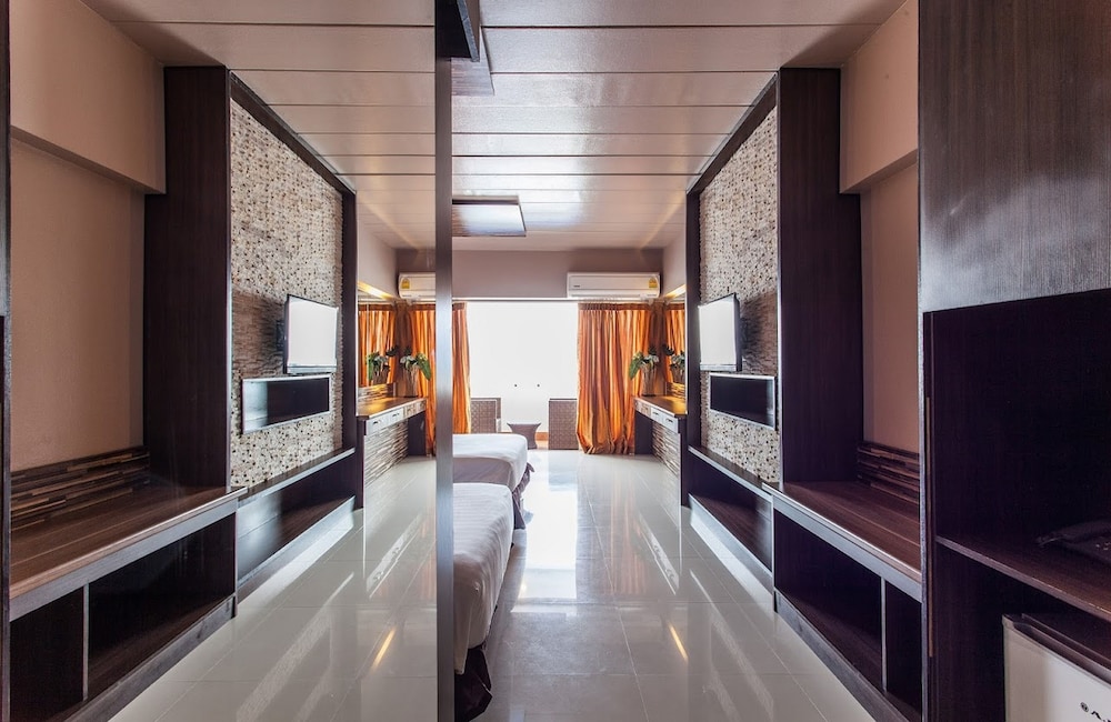 Deluxe Room, Sea View photo 2