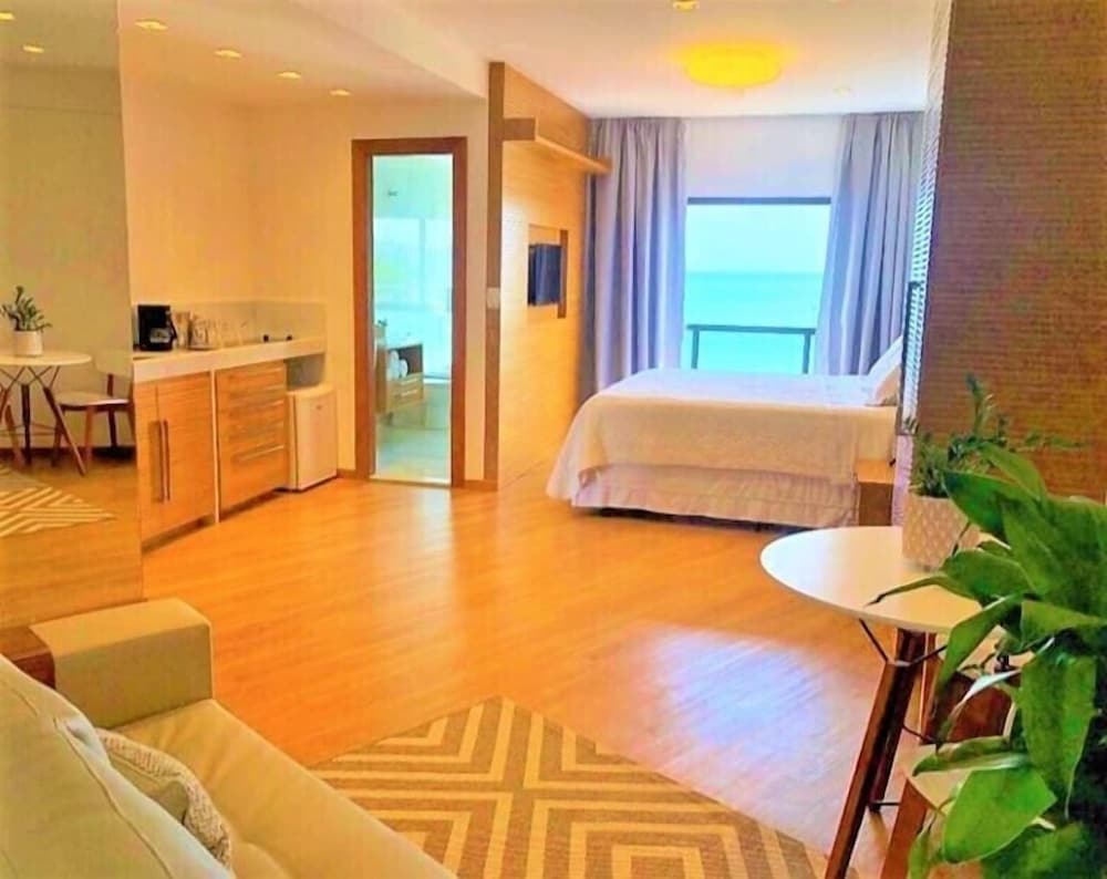 Deluxe Suite, Hot Tub, Sea View photo 1