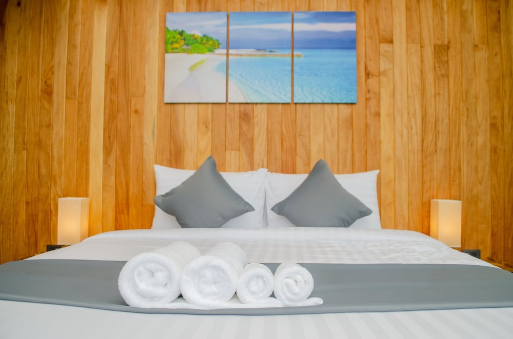 Deluxe Room, Sea View photo 3