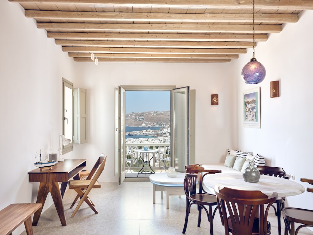 Suite con vista al mar en la cima de la colina