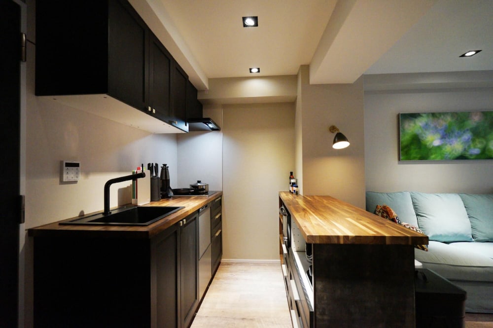 Apartment photo 2
