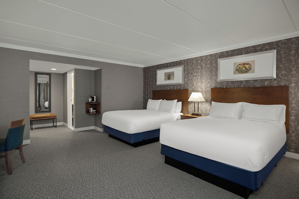 Suite, 2 Queen Beds, Non Smoking - Photo 3