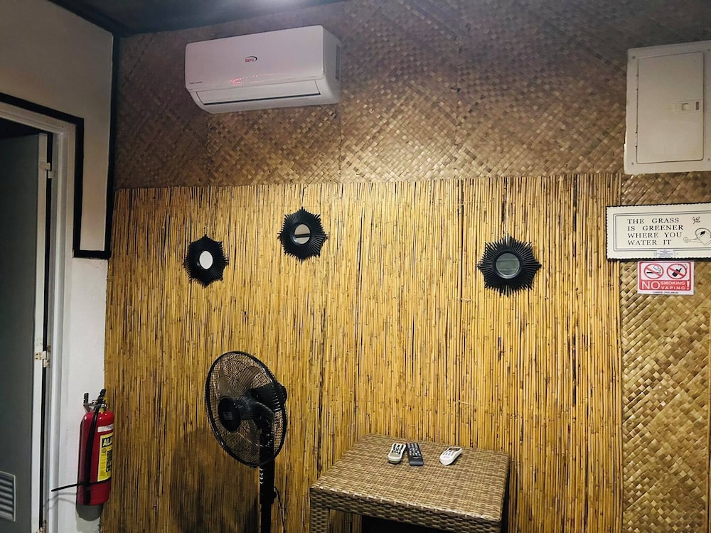 Queen Studio - Photo 1