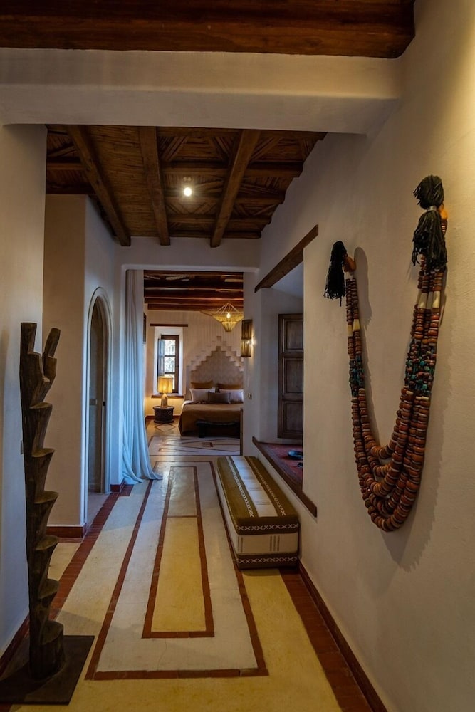 Signature Suite
