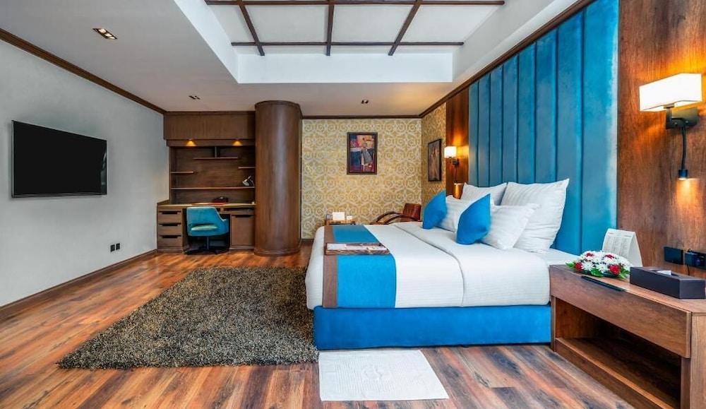 Presidential Suite